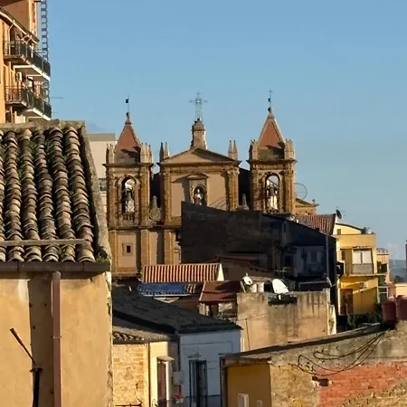 Casa Lerux