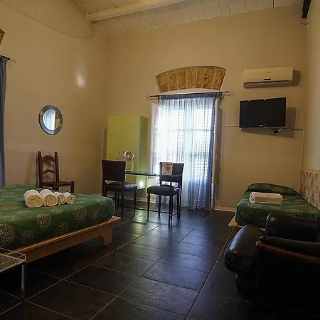 Casa Lerux Guest house