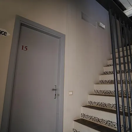Vendégház Casa Lerux