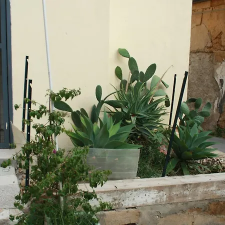 Casa Lerux Vendégház 3*