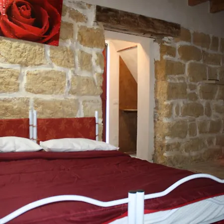 Casa Lerux