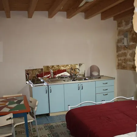 Vendégház Casa Lerux 3*