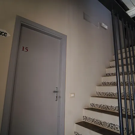 Casa Lerux 3*