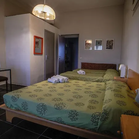 Casa de hóspedes Casa Lerux 3*